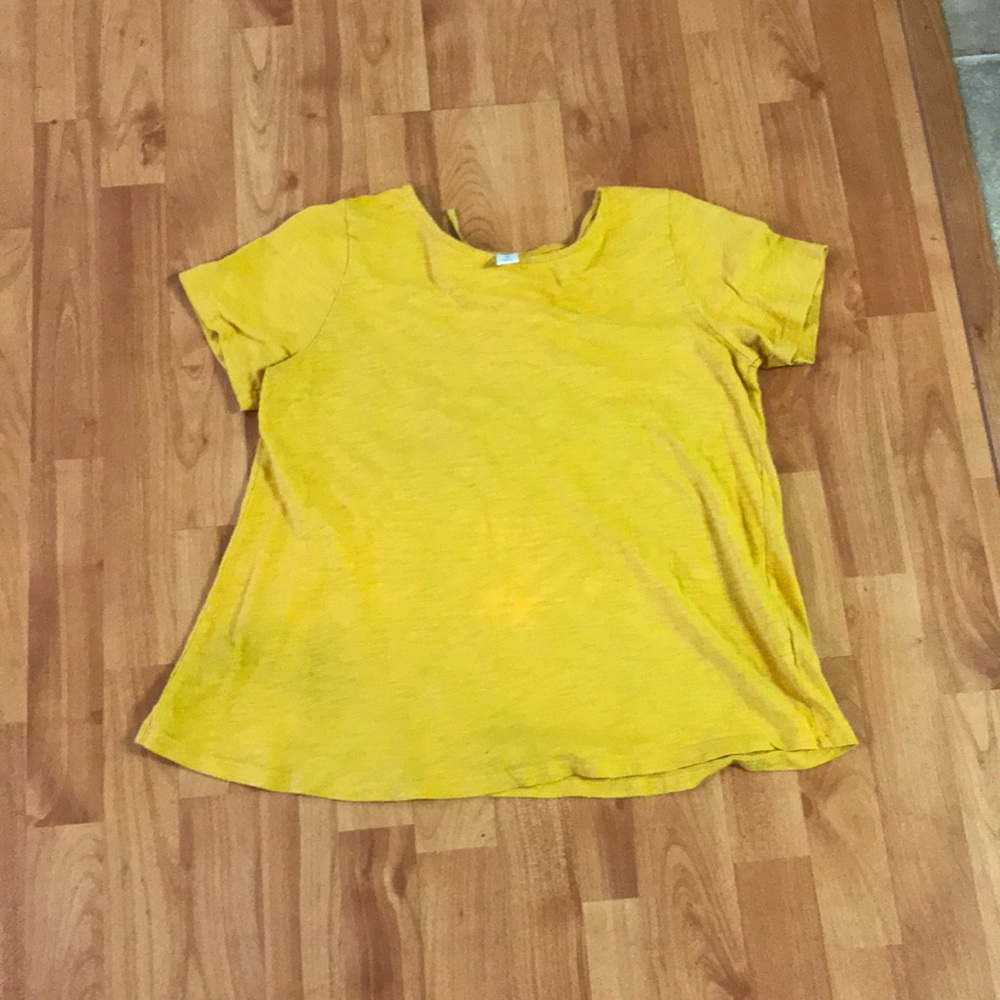 Old Navy top